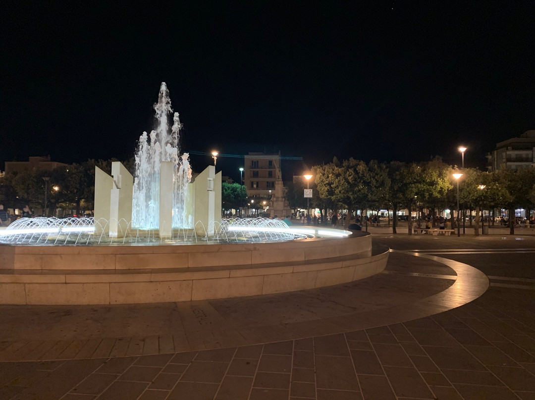 Piazza Vittorio Emanuele II-莫诺波利必去景点