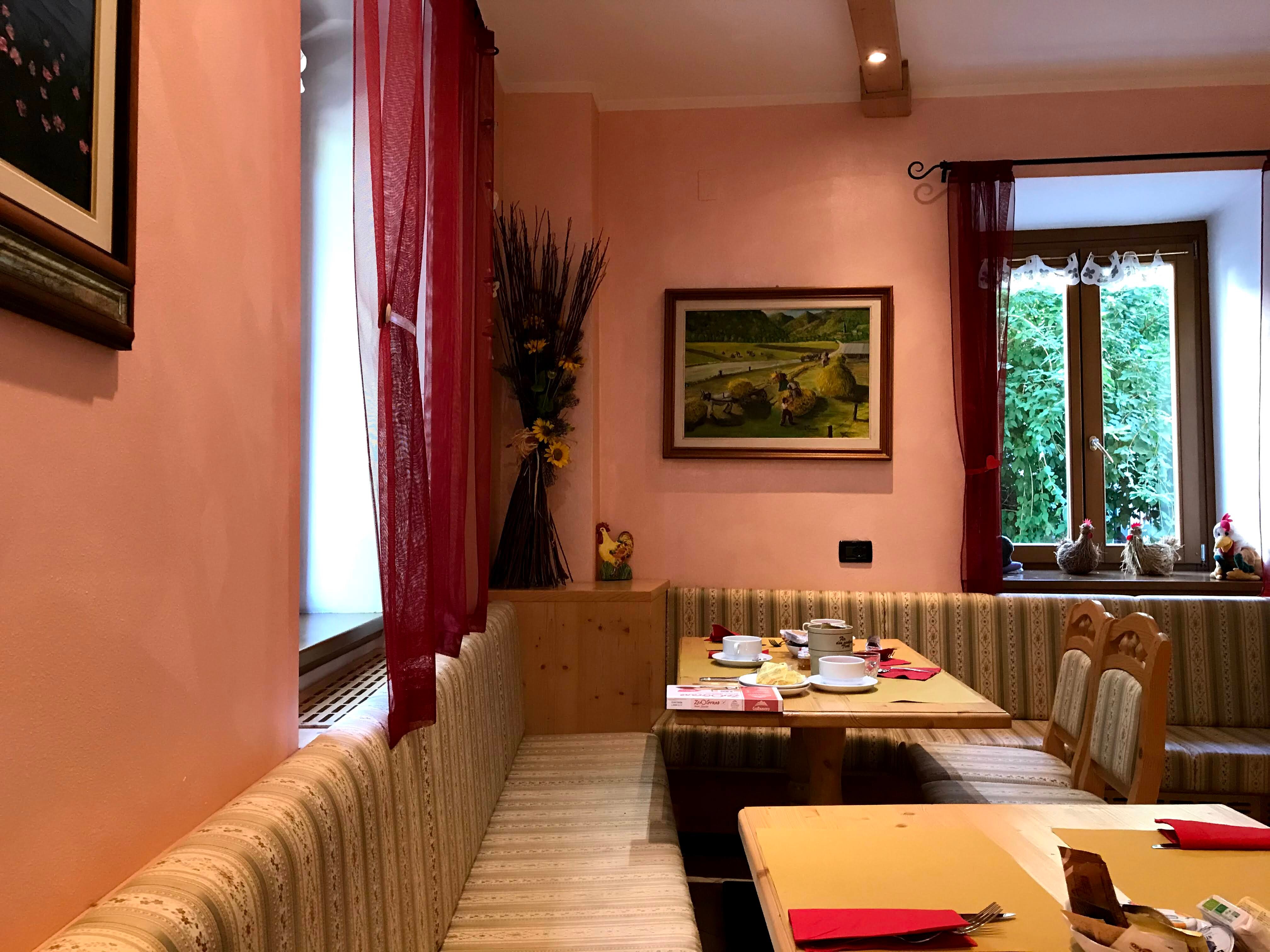 B&B Affittacamere Galet-餐饮
