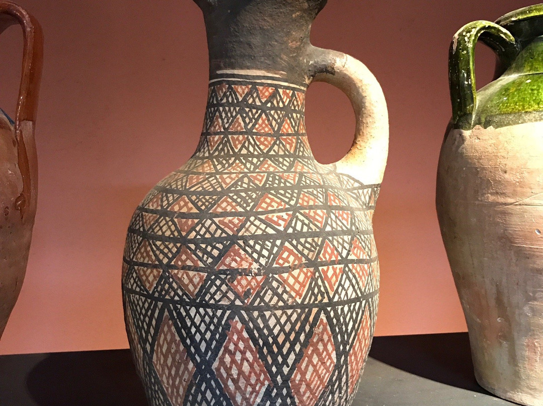 Musee de la Poterie Mediterraneenne-Saint-Quentin-la-Poterie必去景点