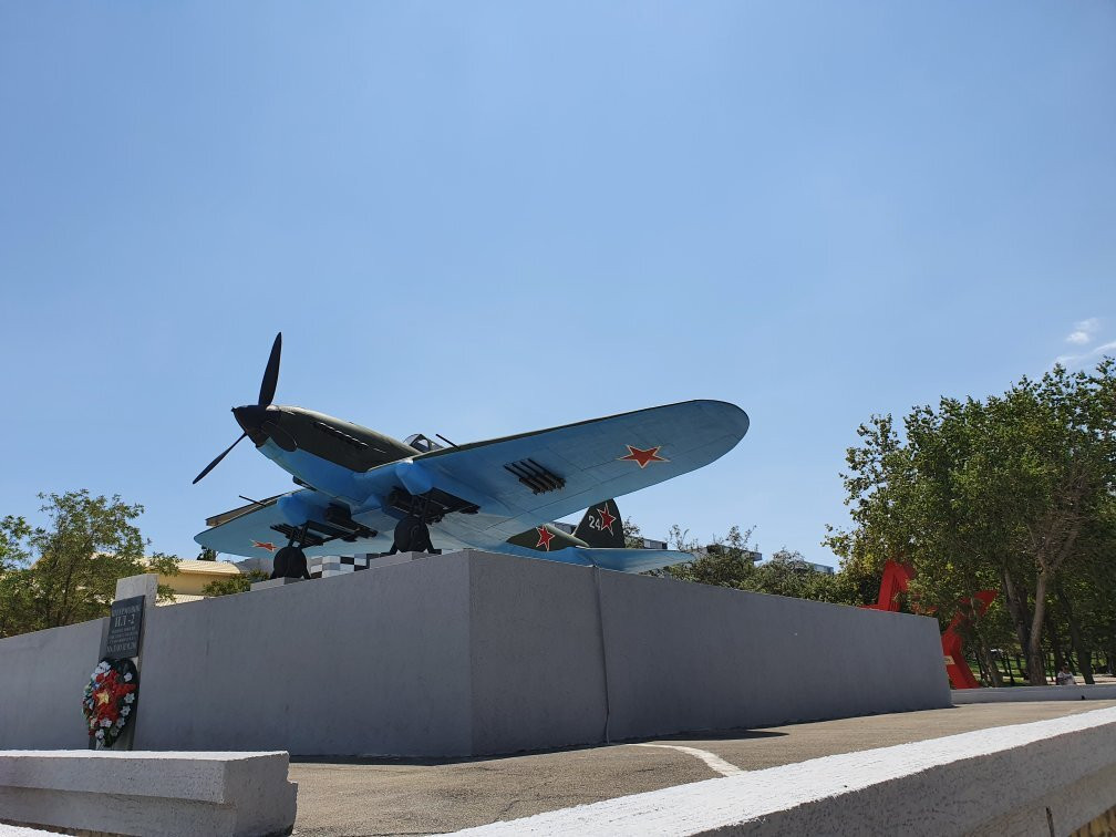 Monument the Plane IL-2景点图片