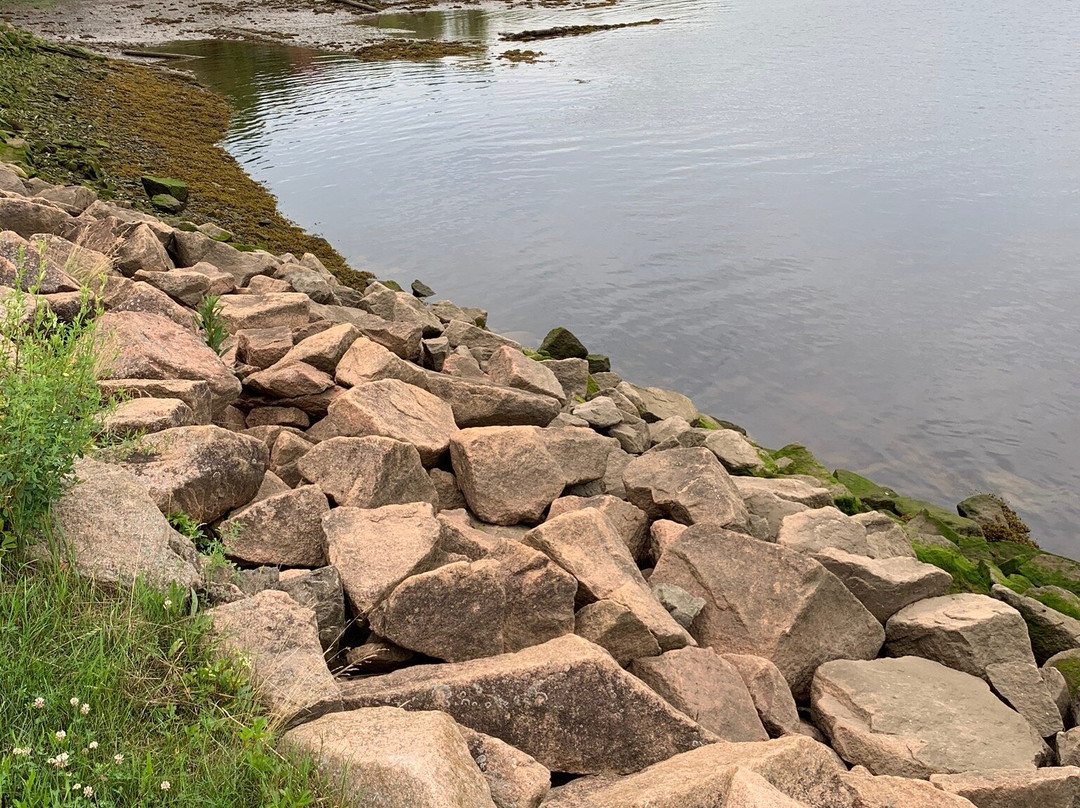 Calais Waterfront Walkway-Calais必去景点