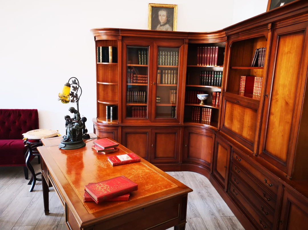 Load Escape-Savigny-le-Temple必去景点