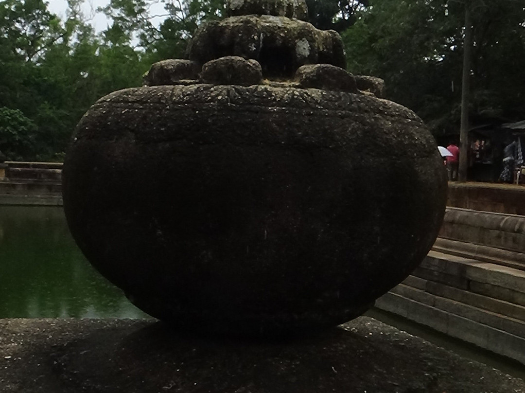 Twin Baths (Kuttam Pokuna)-阿努拉德普勒圣城必去景点