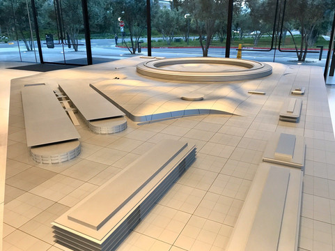 Apple Park Visitor Center-库柏蒂诺必去景点