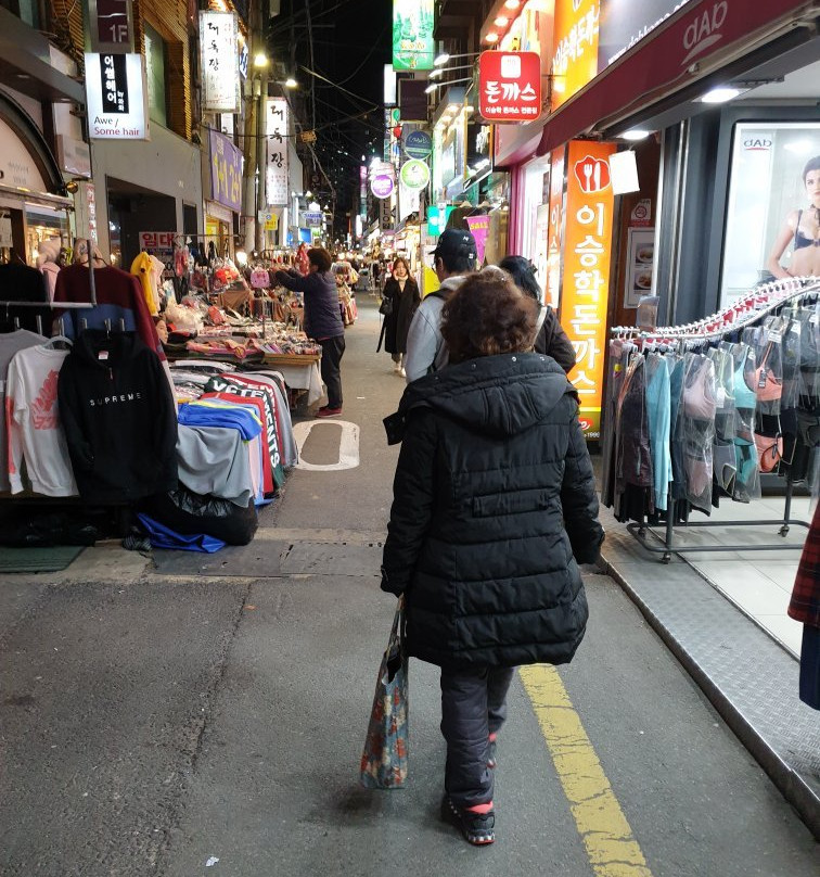 Gwangbokro Culture and Fashion street景点图片