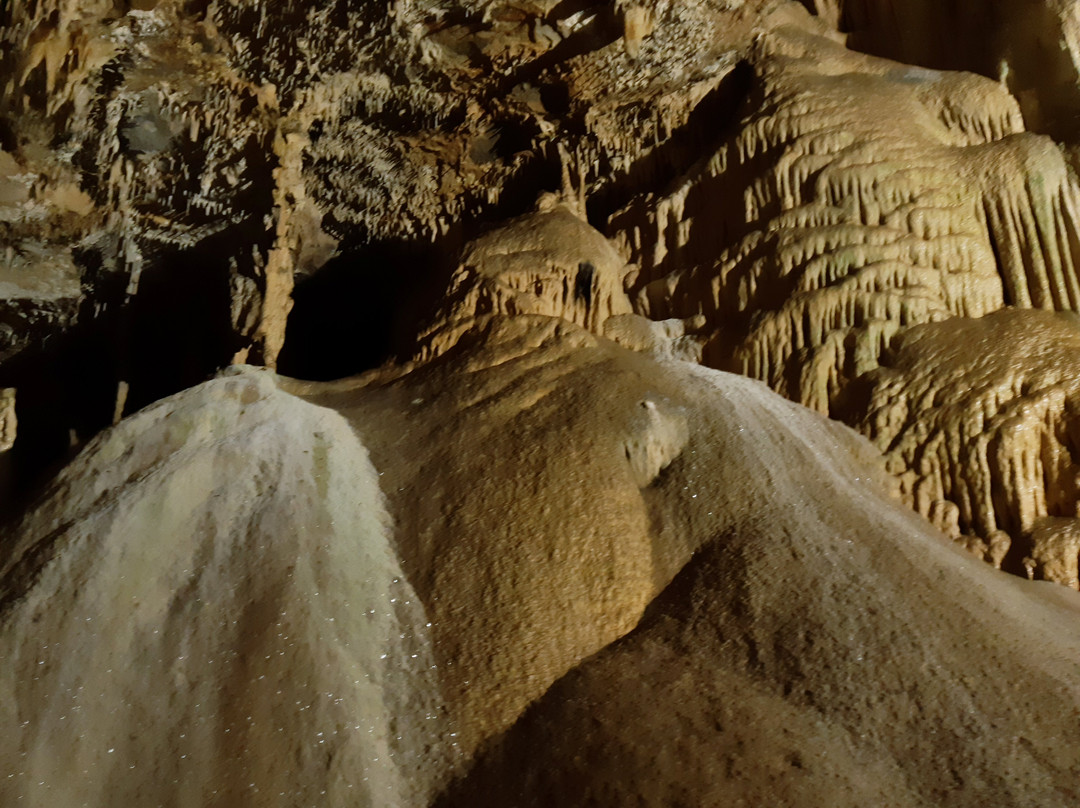 Monumento Natural Estadual Gruta Rei do Mato-Sete Lagoas必去景点