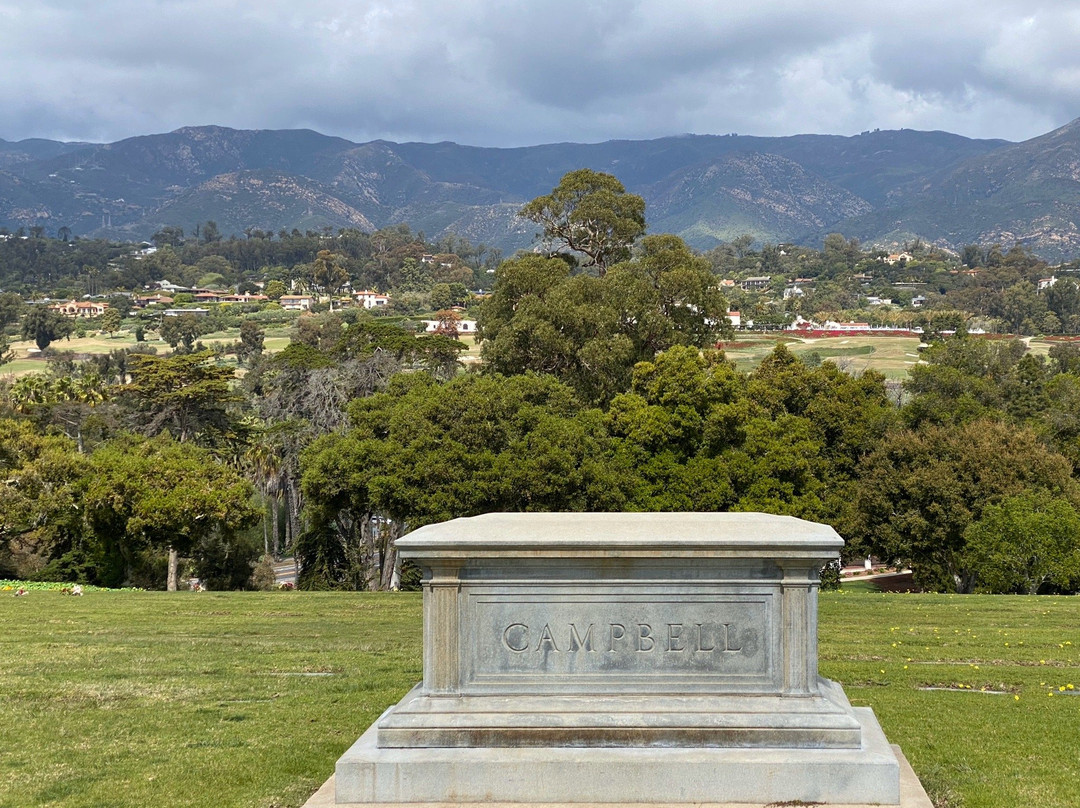 Santa Barbara Cemetery景点图片