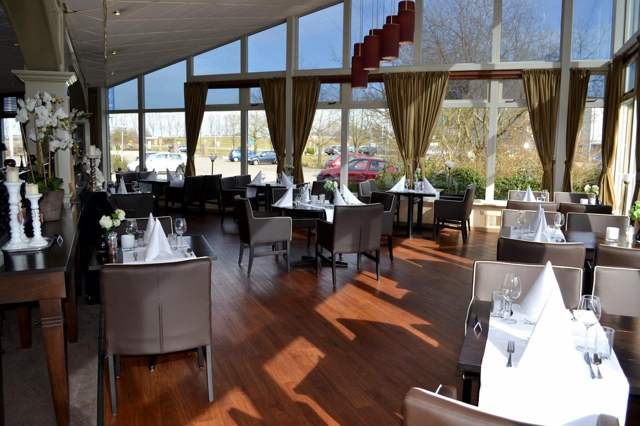 Fletcher Hotel-Restaurant Steenwijk-餐饮