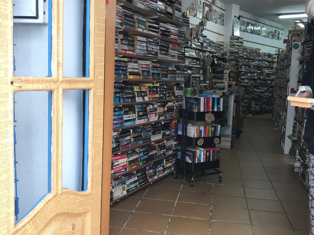 Nerja Book Centre-内尔哈必去景点
