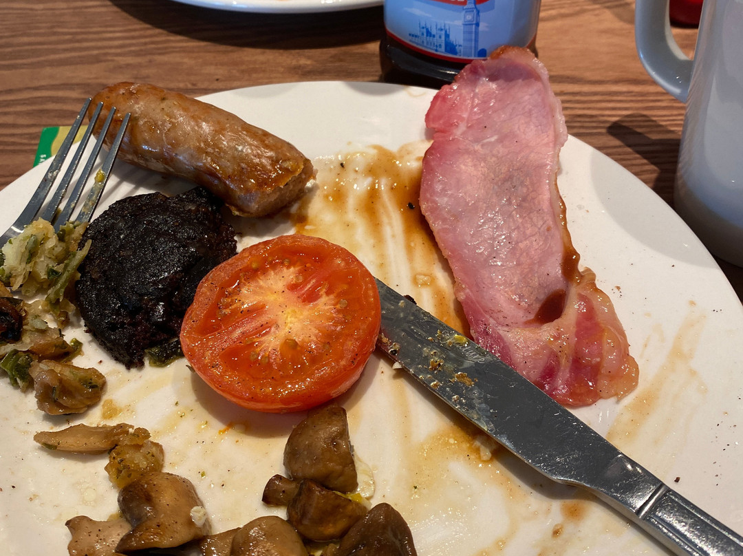 Premier Inn Wokingham Town Centre主图