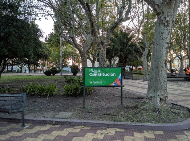 Plaza Constitucion-Paysandu必去景点
