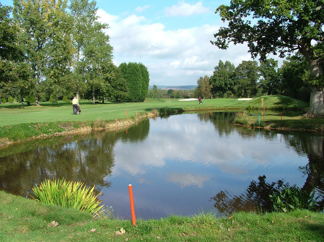 Stover Golf Club-牛顿阿伯里必去景点