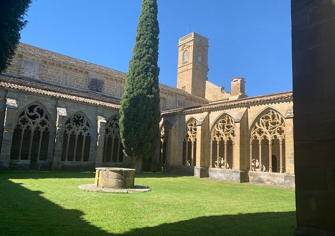 Monasterio de la Oliva景点图片