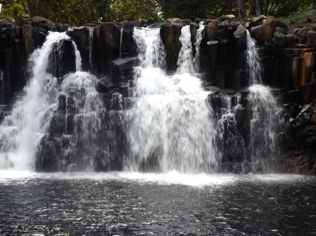 Rochester Falls-Souillac必去景点
