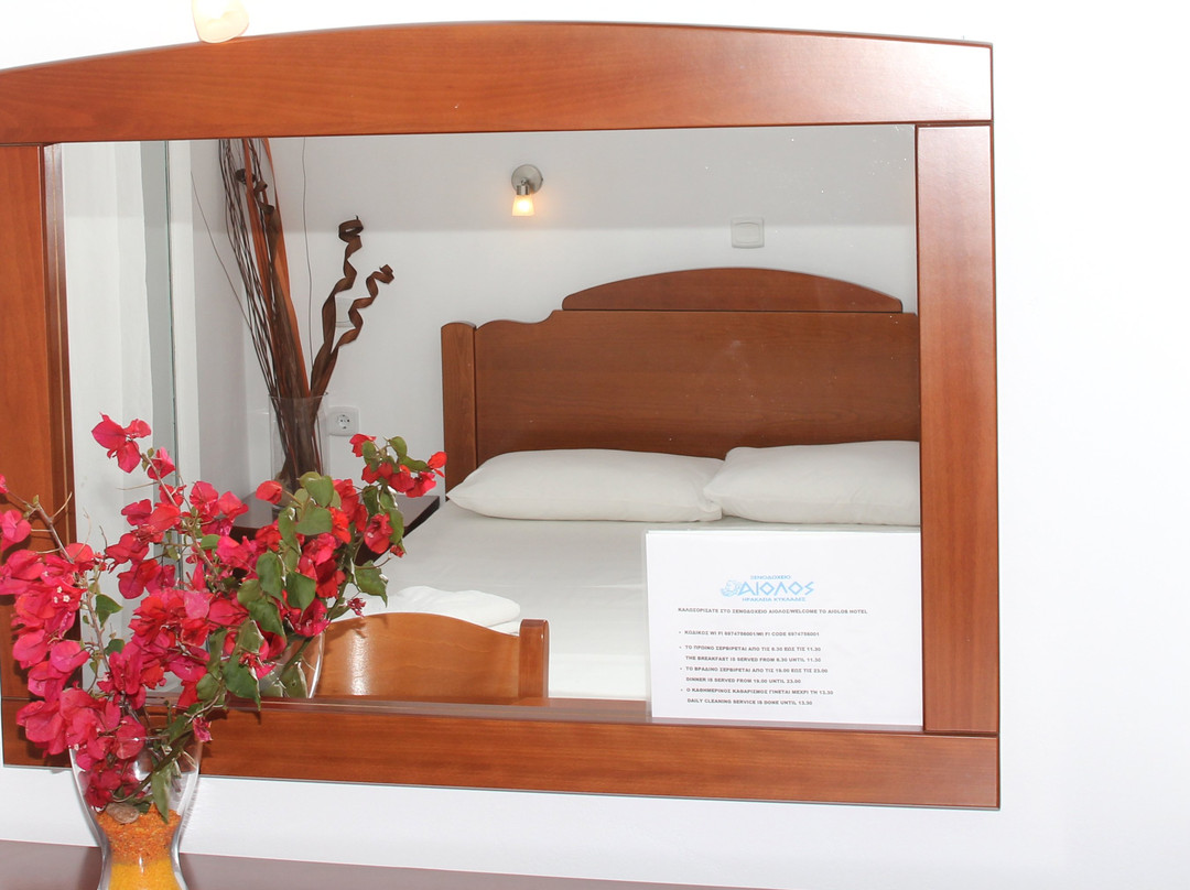 Irakleia酒店住宿-Hotel Aiolos