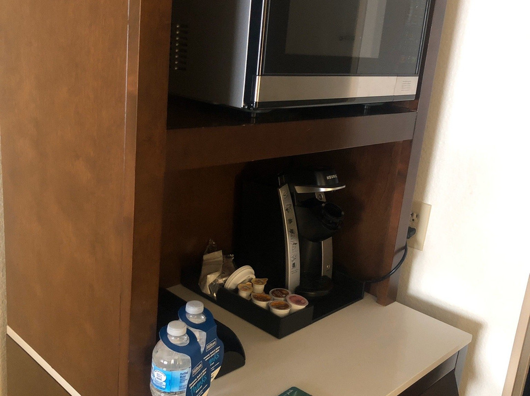 阿纳海姆/花园树林希尔顿花园酒店主图