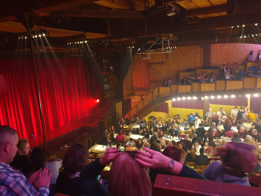 Theatre Barnabe-Servion必去景点