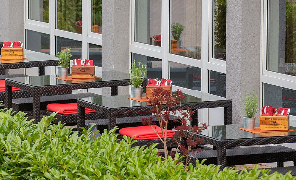 雷姆沙伊德美居酒店主图