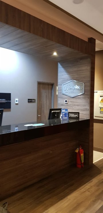 利马圣伊西德罗希尔顿欢朋酒店-浴室