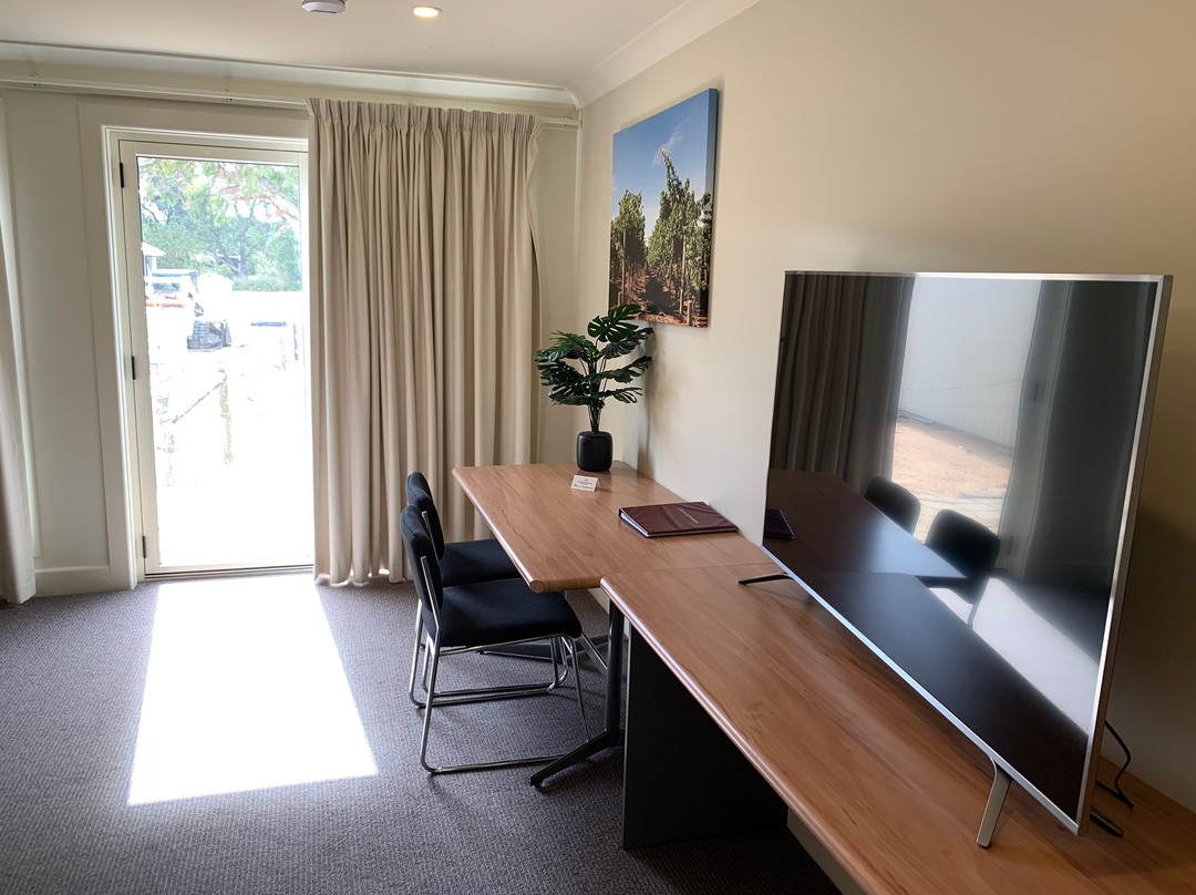 Alexander Cameron Suites主图