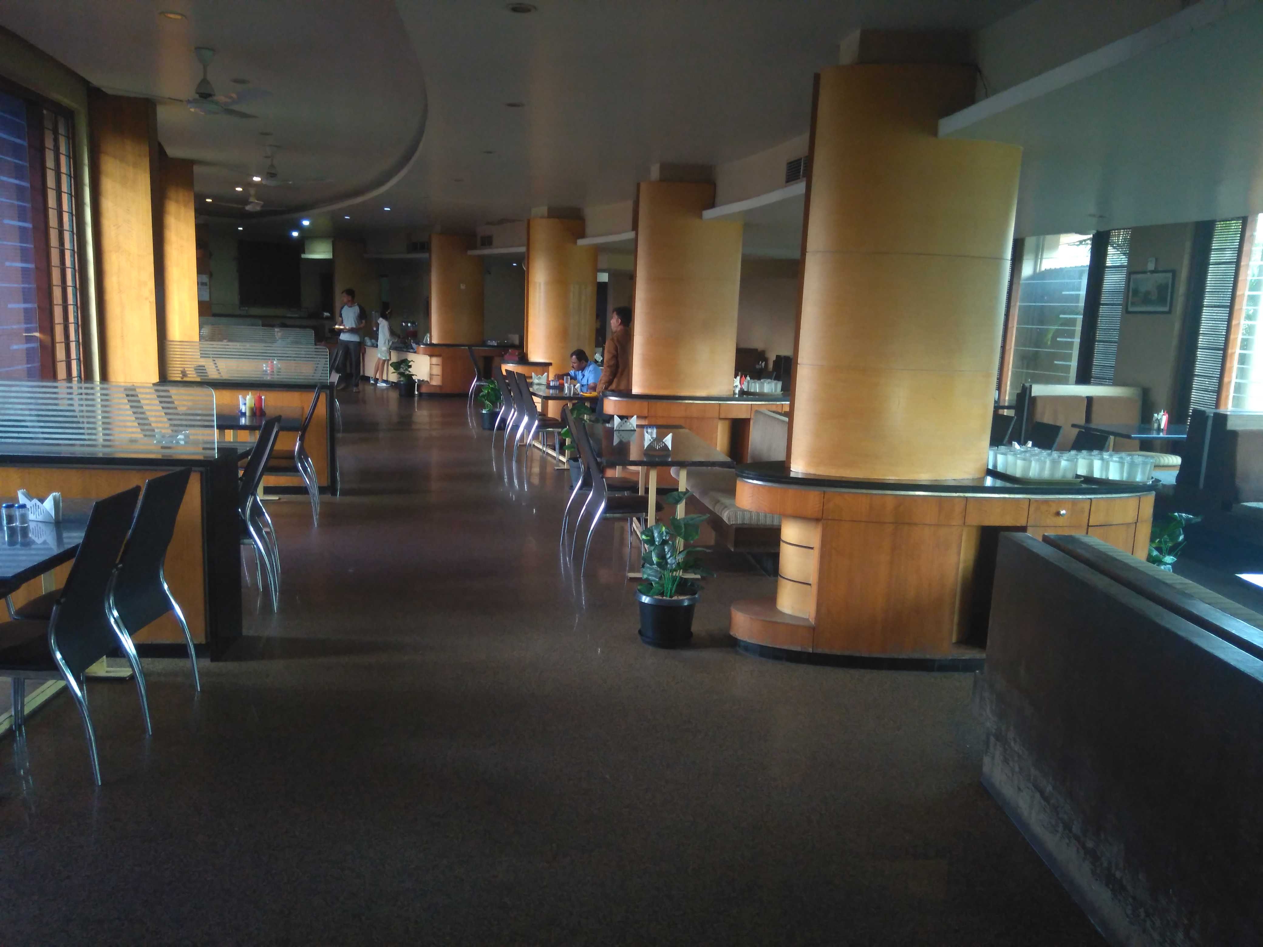 Hotel Rock Regency-餐饮