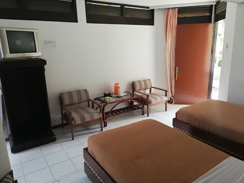 OYO 1996 Koneng Hotel主图