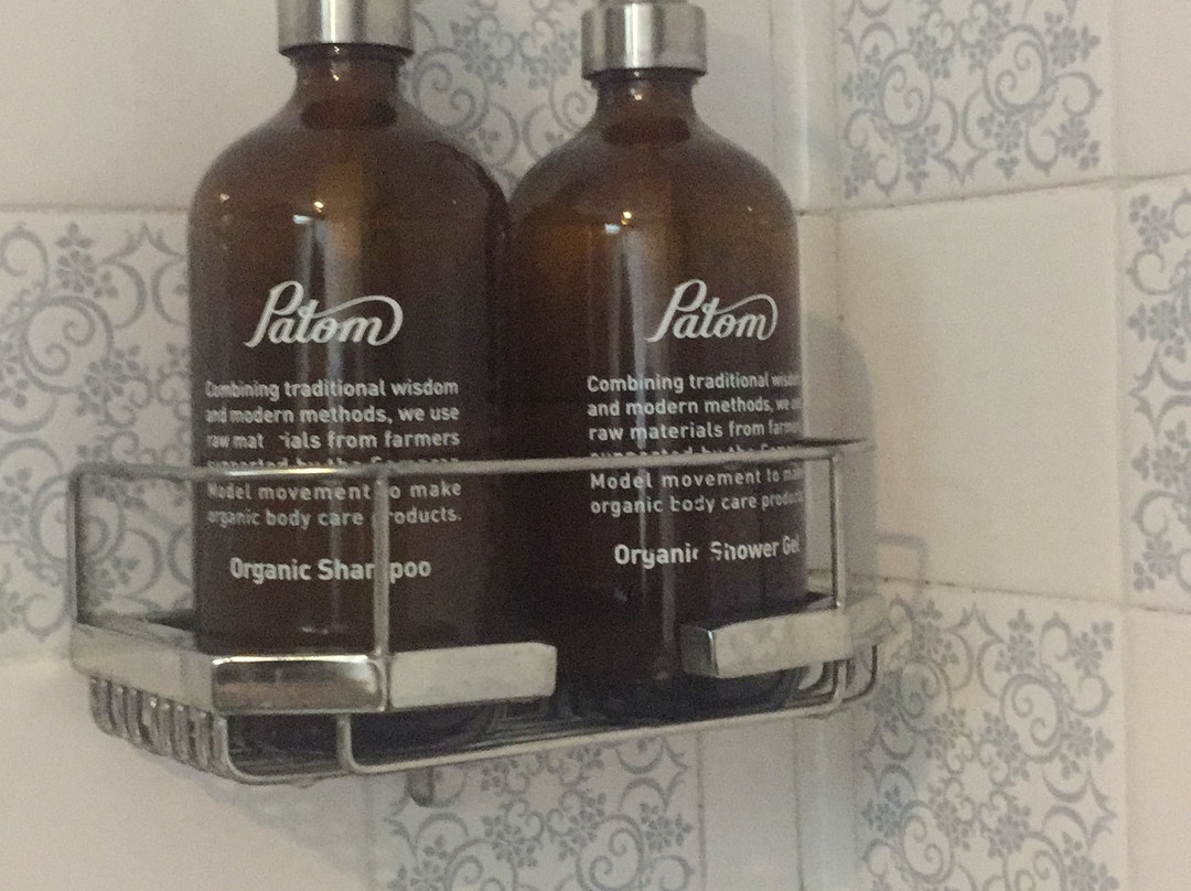 桑普兰滨江酒店主图