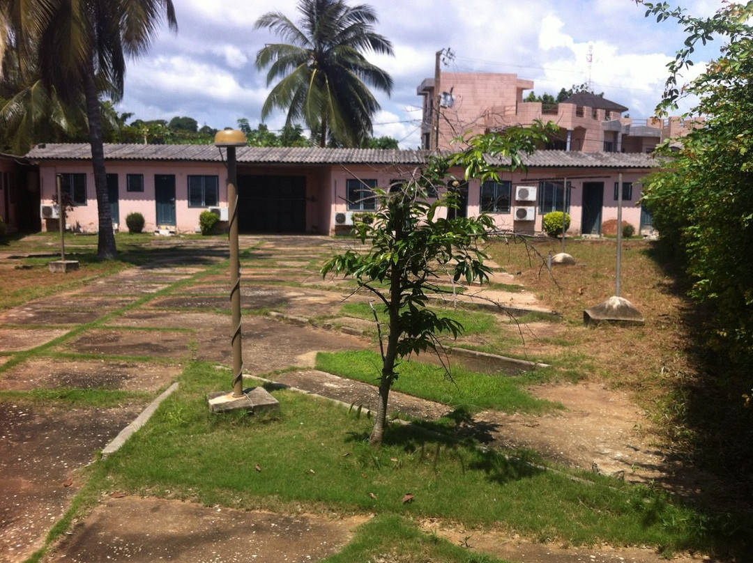 Ouidah酒店住宿-Chez Bern