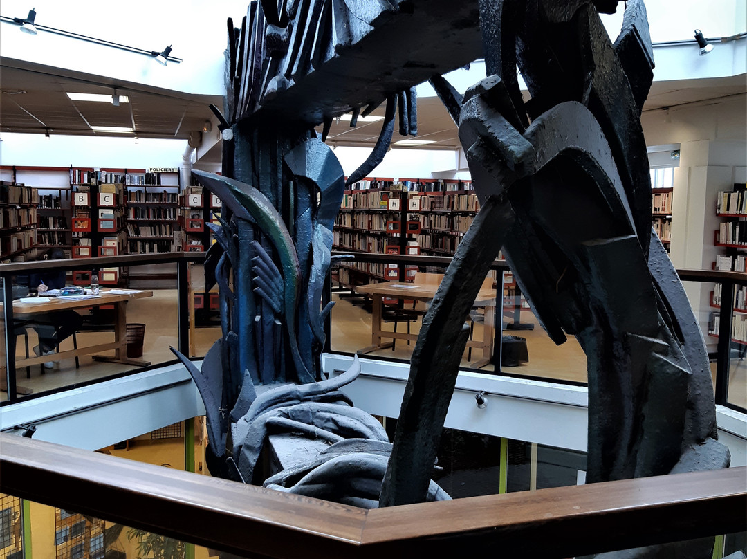 Bibliothèque Médiathèque Georges Perec-Gagny必去景点
