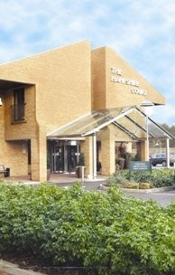 Hampshire Court Hotel & Spa