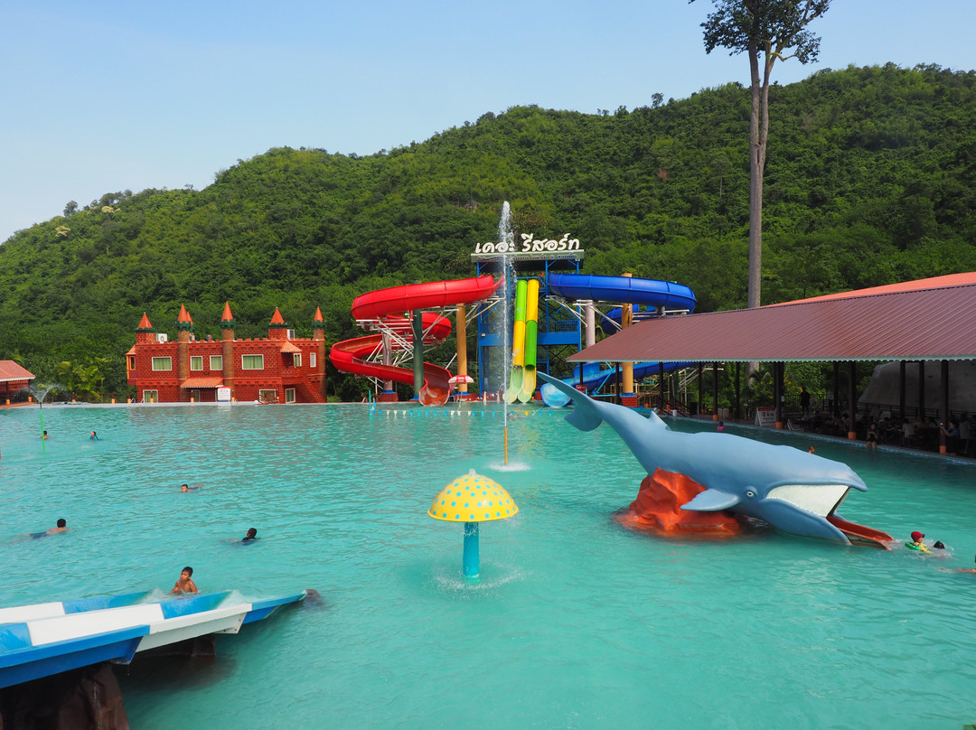 别墅玛露姆酒店主图