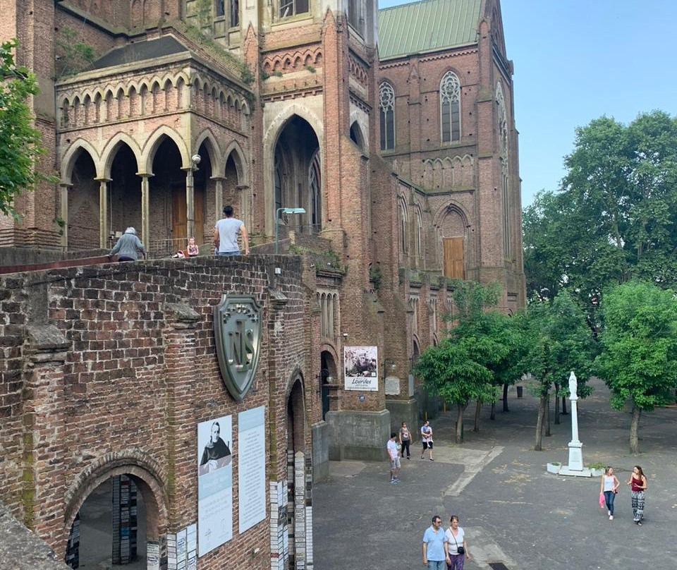 Santuario Nuestra Senora de Lourdes景点图片