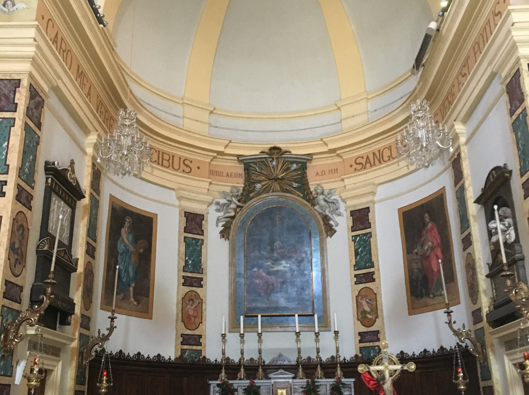 Abbazia San Benedetto Martire-圣贝内代托-德尔特龙托必去景点