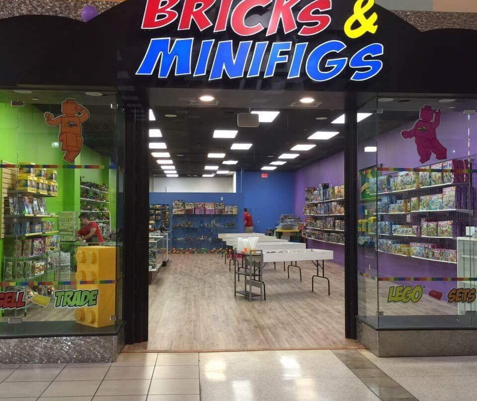 Bricks and Minifigs景点图片
