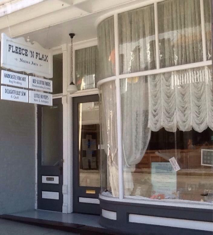 Shoppes at Fleese 'N Flax-尤里卡斯普林斯必去景点