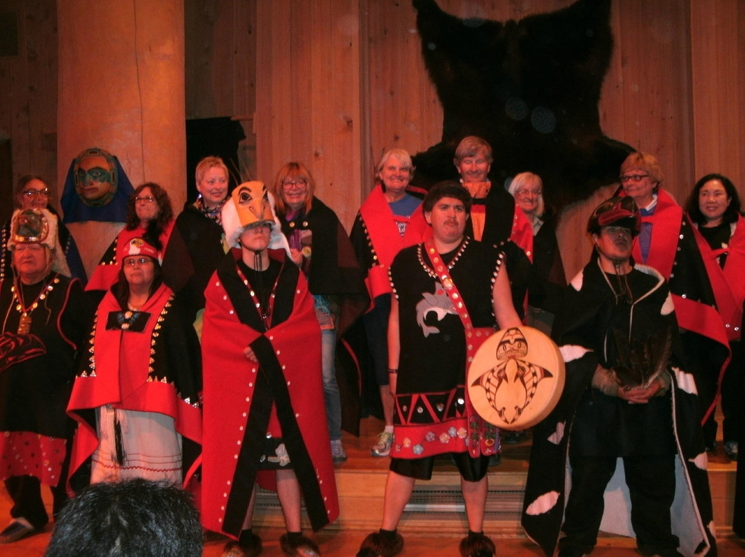 胡纳旅游景点-Tribal Dance & Cultural Legends at Icy Strait Point