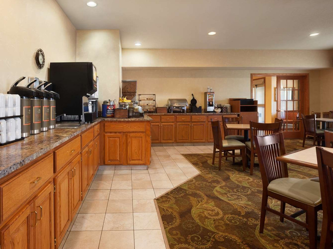 Country Inn & Suites by Radisson, Albert Lea, MN主图