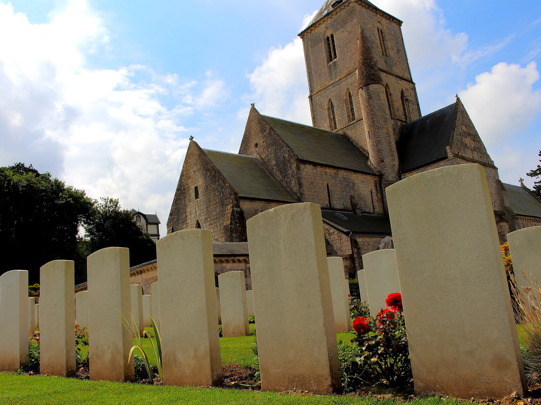 Etretat Churchyard Extension景点图片