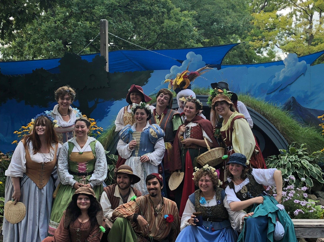 布里斯托文艺复兴马戏团-基诺沙必去景点