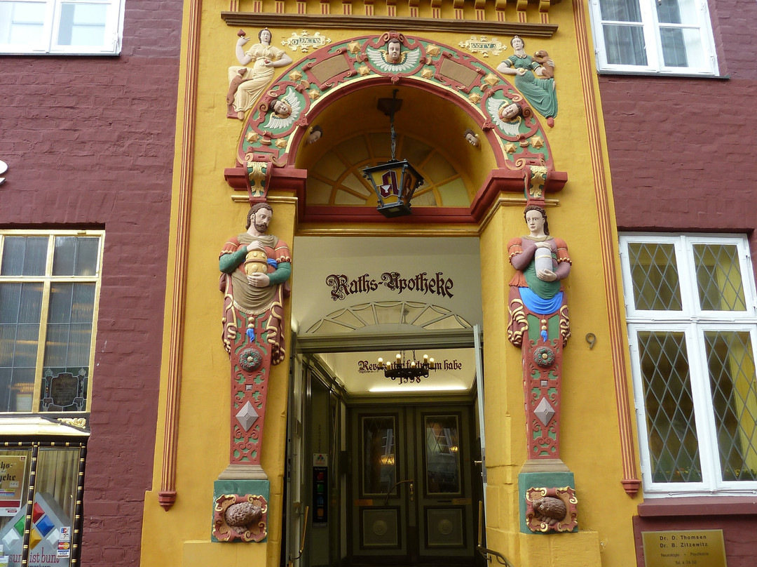 Alte Raths-Apotheke-吕讷堡必去景点