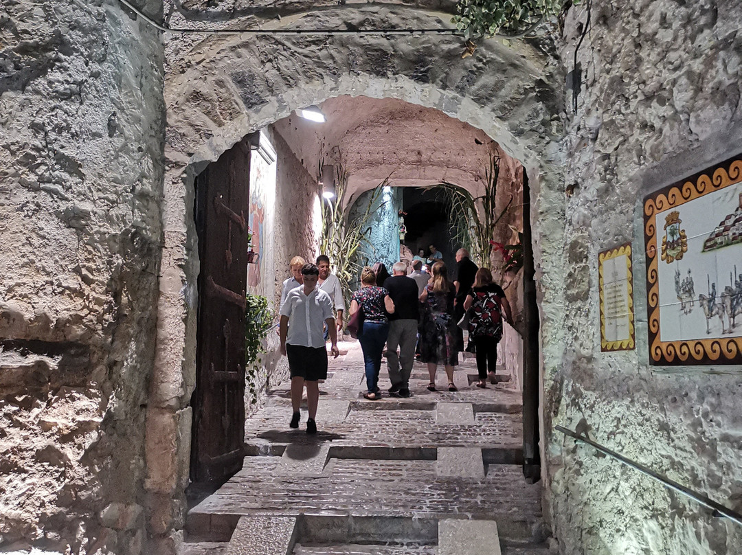 Borgo Medievale Pietramelara-Pietramelara必去景点