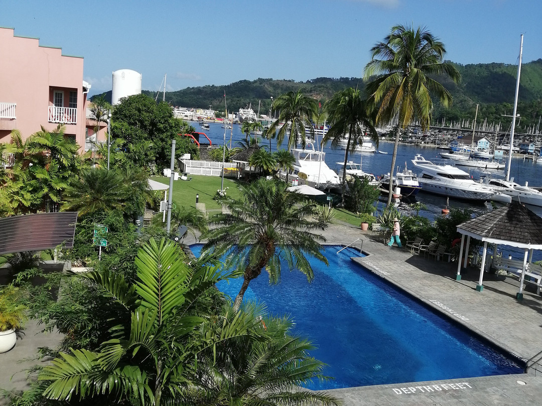 Crews Inn Hotel & Yachting Centre主图