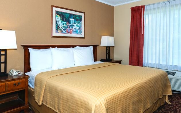 Coshocton Village Inn & Suites主图