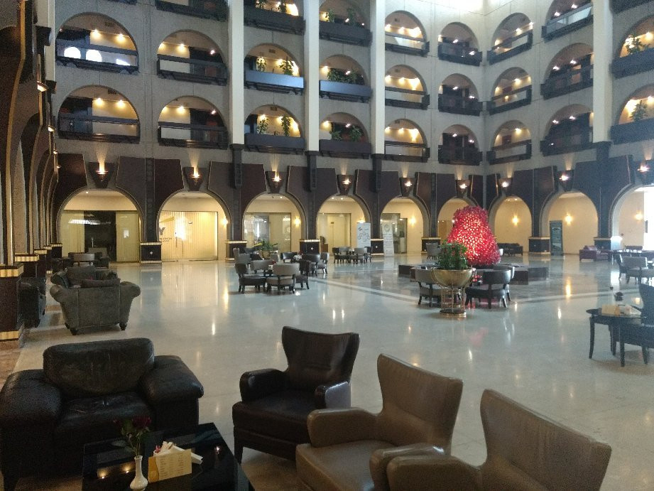 Basra International Hotel主图