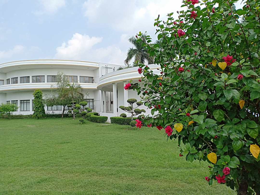 The Royal Residency主图