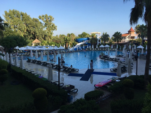 Bella Resort & Spa主图