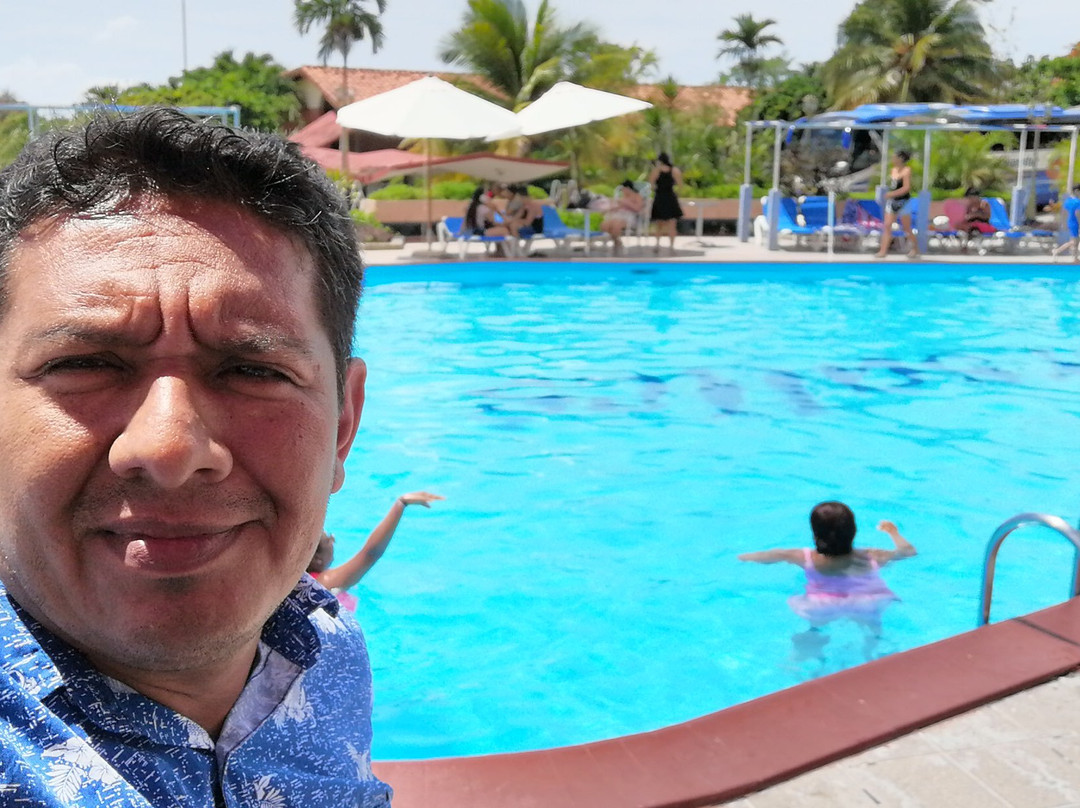 Hotel Versalles主图