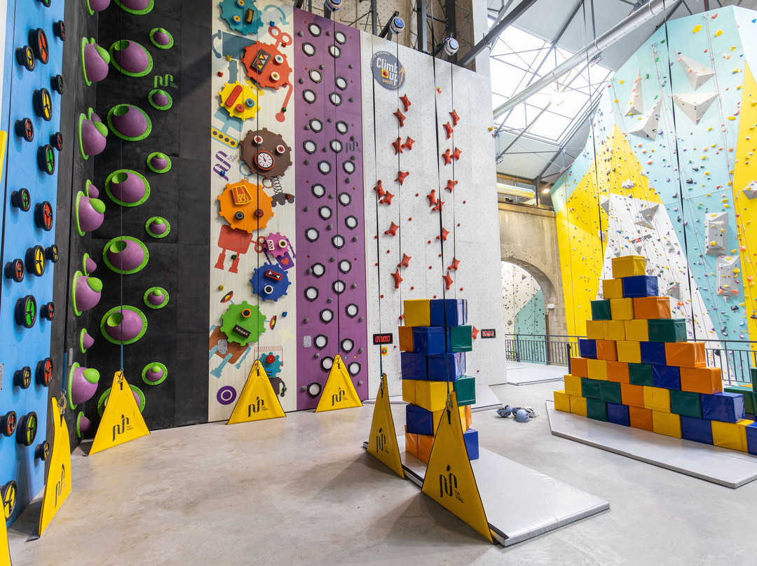 Climb Up-布列斯特必去景点