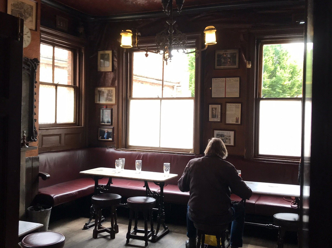 The White Horse Inn-比弗利必去景点