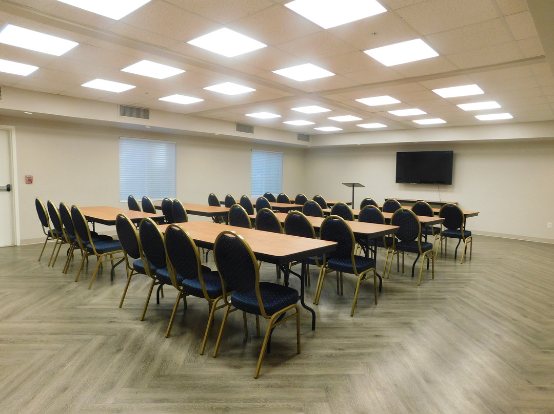 GreenTree Inn & Suites Pinetop主图